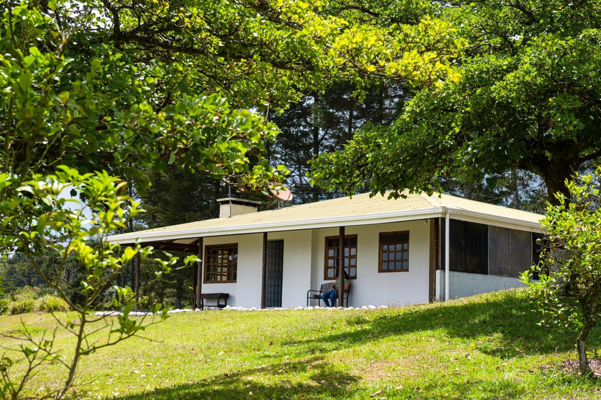 Country House, Cozy Fireplace And An Amazing View 迦太基 外观 照片